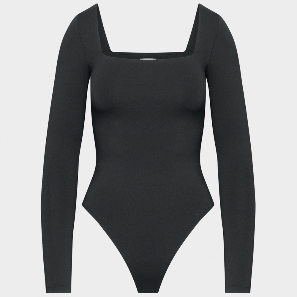 Aritzia Black Square Neck Contour Bodysuit